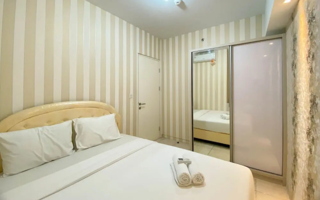 Homey And Comfort 2Br At Springlake Summarecon Bekasi Apartment