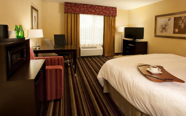 Hampton Inn & Suites Seattle/Federal Way