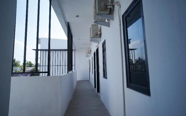 Sani Guest House by OYO Rooms