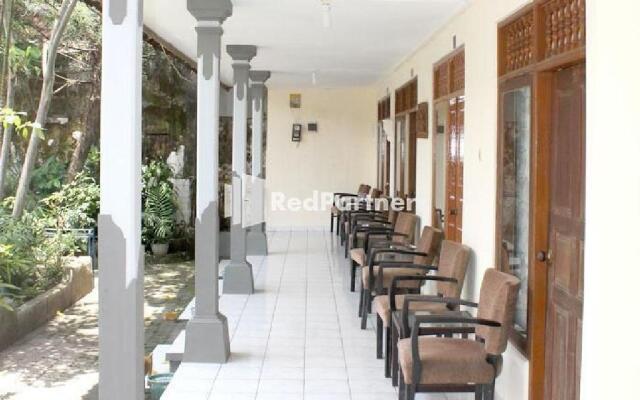 OYO 1384 Pulau Bali Hotel