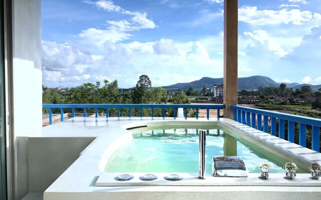 Costa Village Jacuzzi Bangsaray