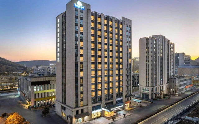 Days Inn by Wyndham Hangzhou Zhuantang