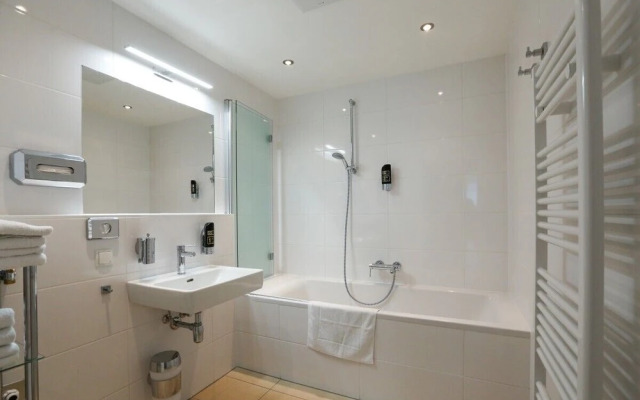 Cosy Apartment Downtown Vienna - One Bedroom up to 4 Persons