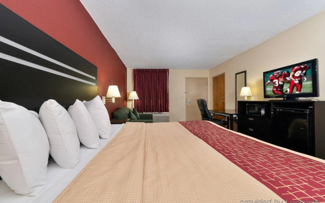 Red Roof Inn Cartersville–Emerson/LakePoint North