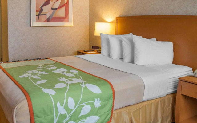 Quality Inn Winnipeg
