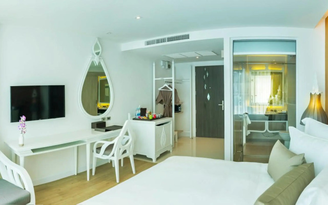 Citin Pratunam Bangkok Hotel by Compass Hospitality
