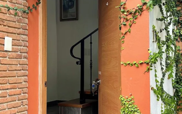 MANAYA Bed & Breakfast