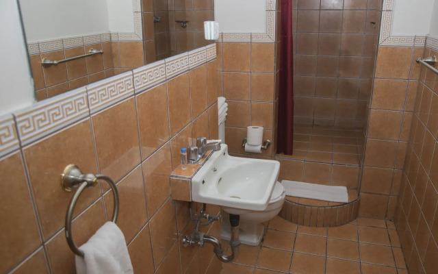 Hotel Colonial