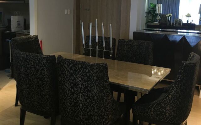 Shang Luxury Suites