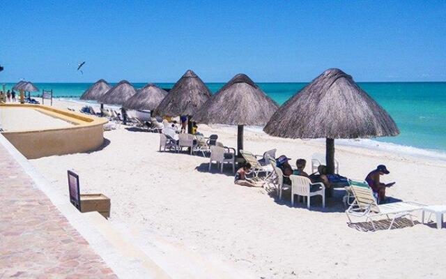 Reef Yucatan Hotel and Convention Center All Inclusive