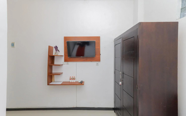 RedDoorz Syariah near Universitas Jember