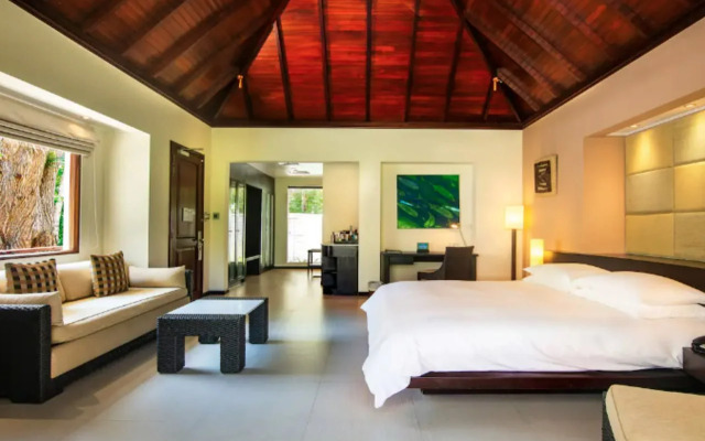 Hilton Seychelles Labriz Resort & Spa