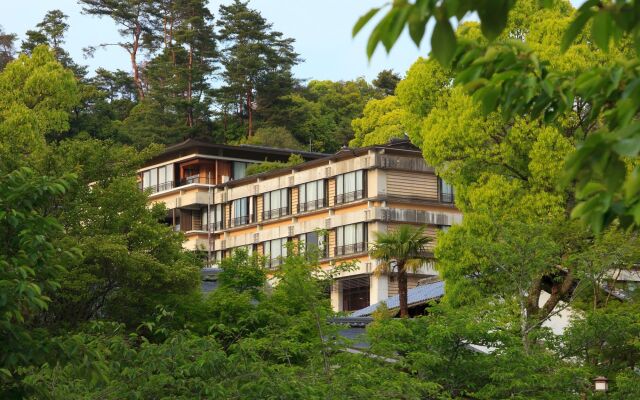 Miyajima Grand Hotel Arimoto