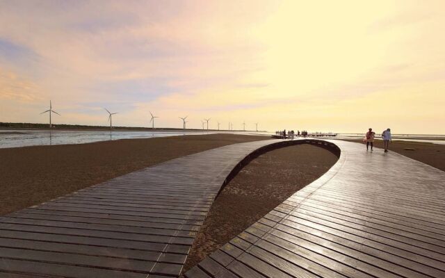 Holiday Inn Express Taichung Fengchia