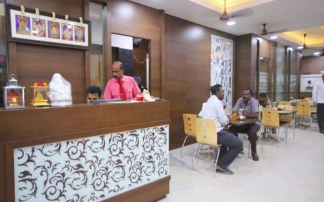 Udayam Towers Hotel Porur