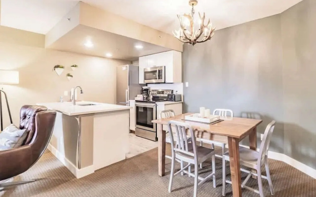 Large Spacious one Bedroom Suite - 506