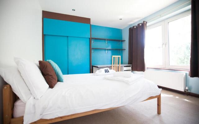 Honest University Apartment 2