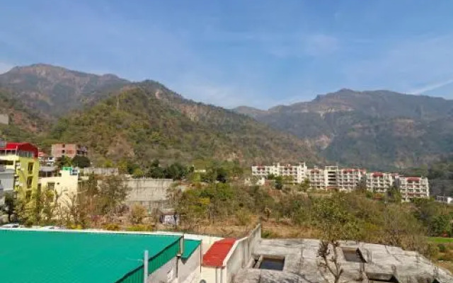 Home Stay Siddhi Palace By OYO Rooms