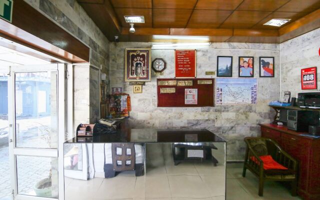 OYO Flagship 22884 Hotel Shingar