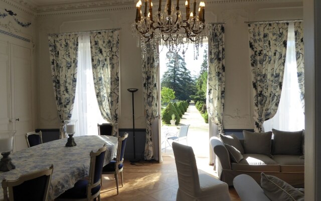 Domaine De Pouzelande B&B