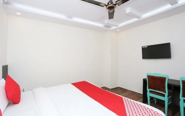 South Galaxy By OYO Rooms