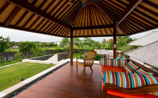 Villa Saya