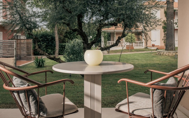 Aeolos Boutique Resort and Suites