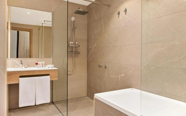 Ramada by Wyndham Targu JIU