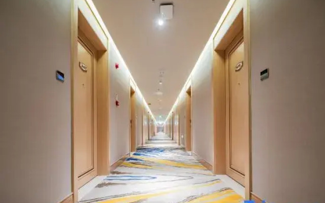 Vienna International Hotel