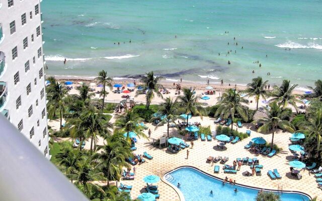 The Tides on Miami Hollywood