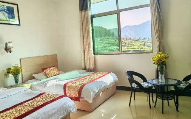 Jiangling Scenery Inn
