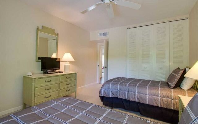 Heritage Villas 2307 by RedAwning