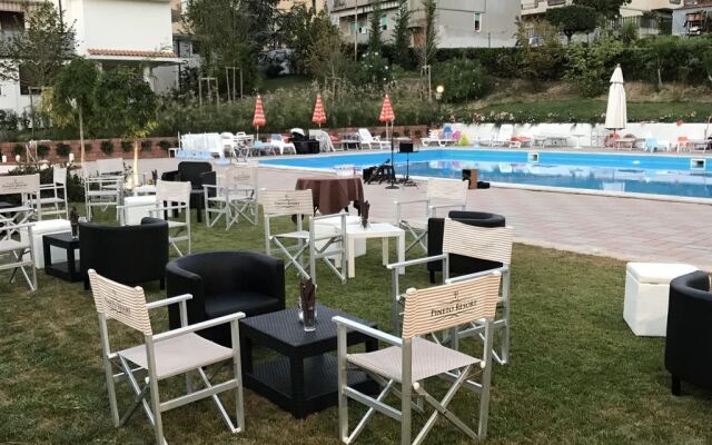 Pineto Resort