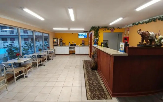 Knights Inn Tell City