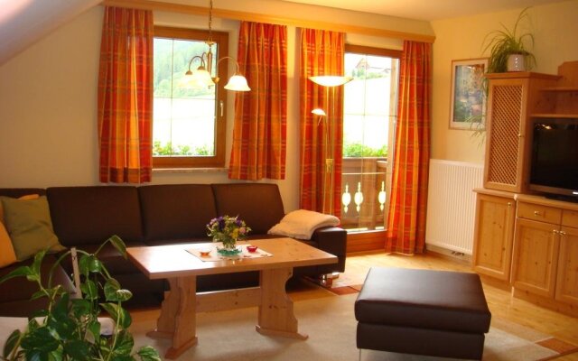 Ferienwohnungen Holzer