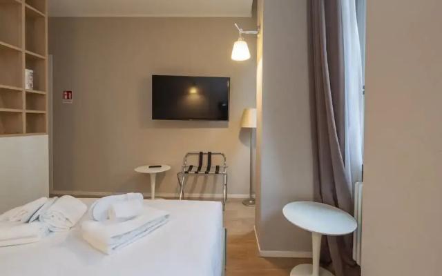 Freguglia G - Large Studio Suite Close to Duomo