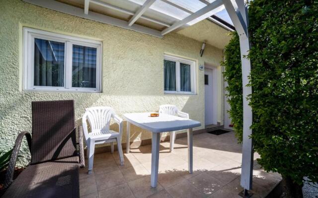 Camping Adler Bungalow 17