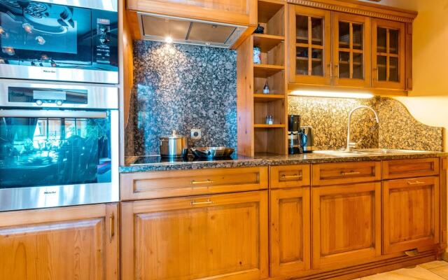 Cozy Apartment in Saalbach-hinterglemm With Sauna