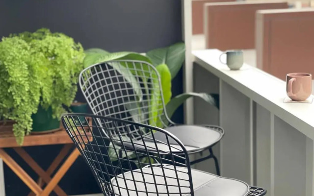 Luxury 1BR + Study near MCG, Tennis Centre & City