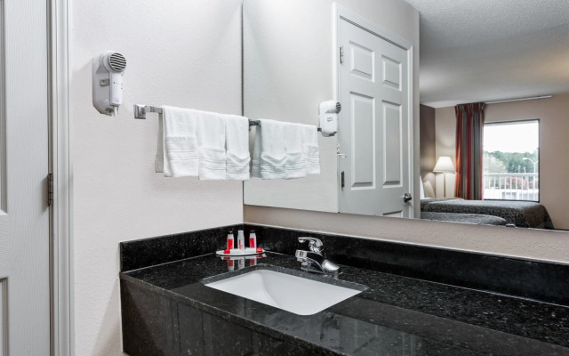 Days Inn By Wyndham Lugoff