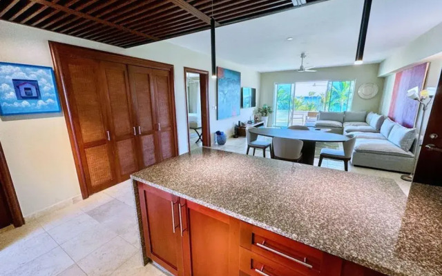 Ocean View apt With Terrace in Punta Palmera