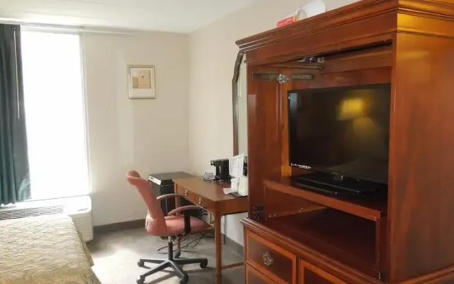 Super 8 Springfield