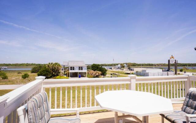 Shorebird by Oak Island Accommodations