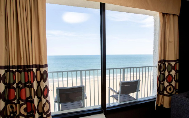 Super 8 By Wyndham Virginia Beach Oceanfront