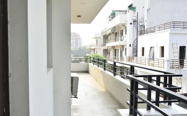 OYO 2256 Hotel Excellency
