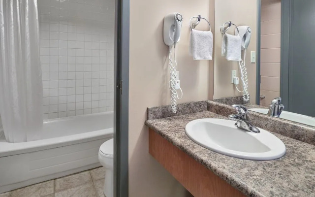 The Neighbourhood Inn Express