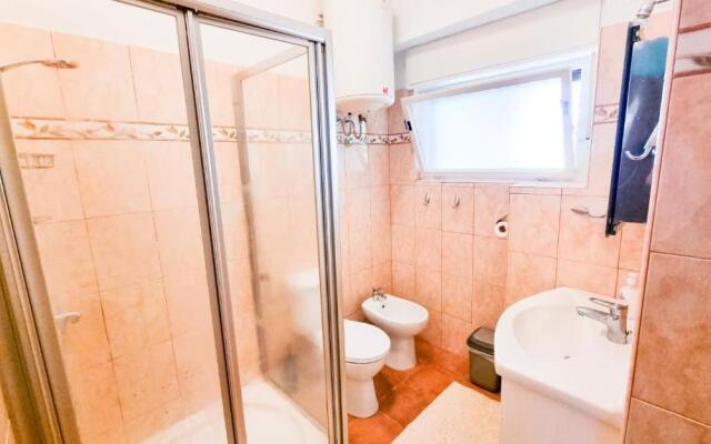 Apartment Zuzi with garden, 300m to the beach