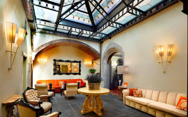 UNAHOTELS Palazzo Mannaioni Toscana