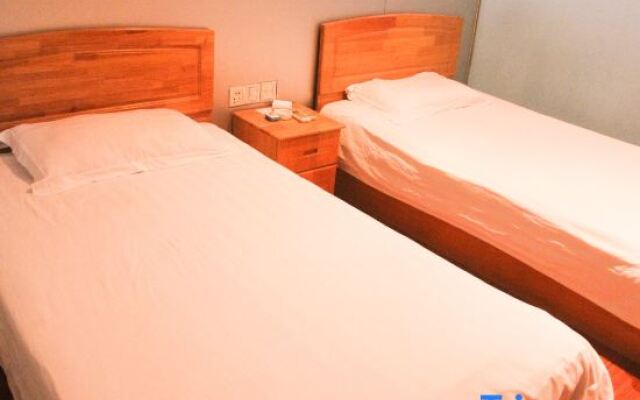 Shanghai Jiangwei Hotel