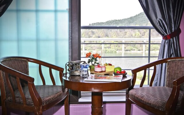 Chuncheon Beautiful House Pension